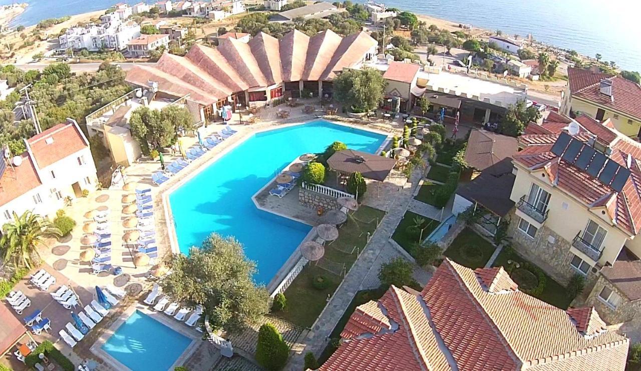 Alize Resort Hotel Yenifoca Exterior foto